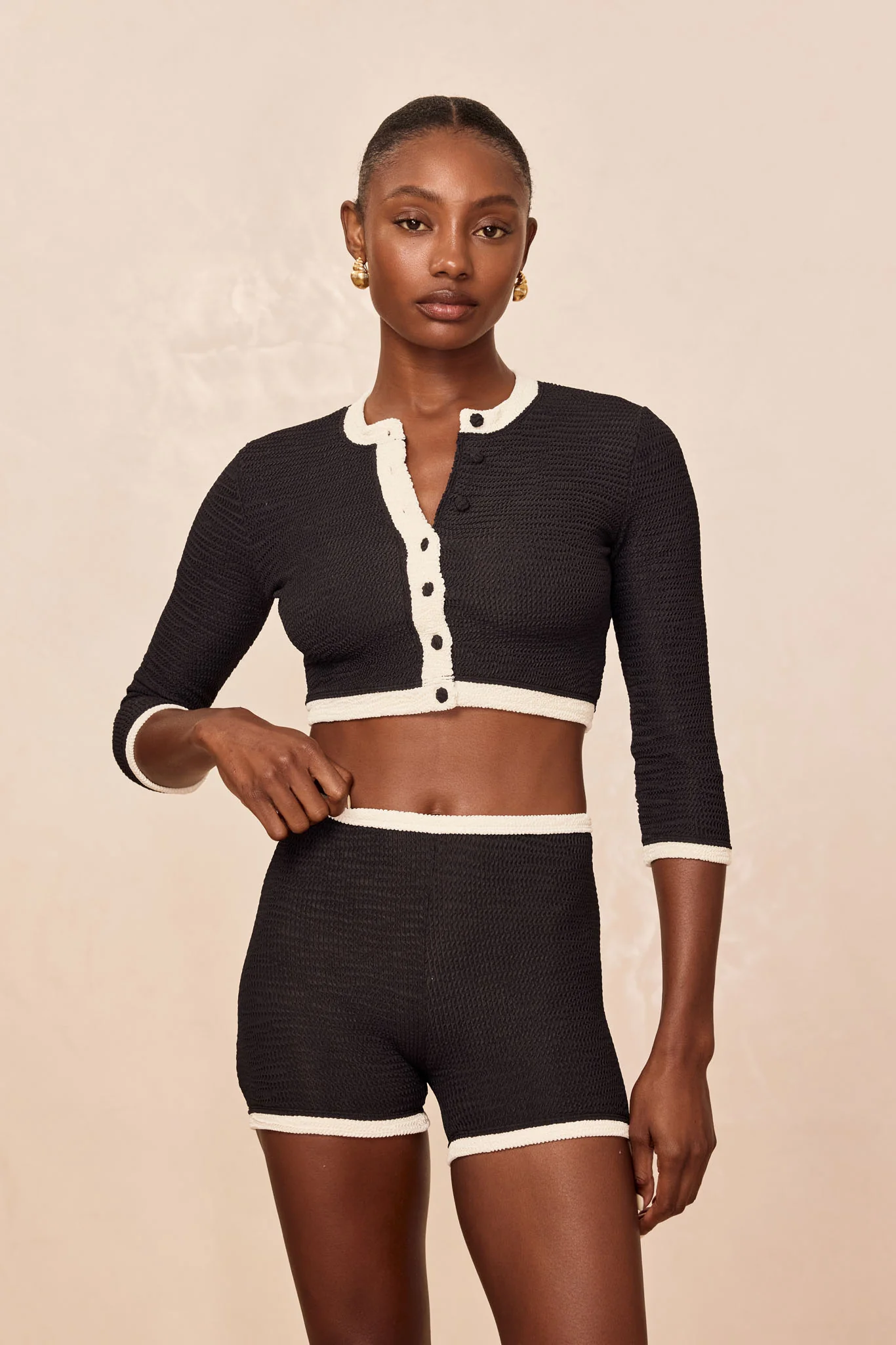 Santa Cruz Short - Black/Ivory Crinkle